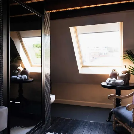 Nights By Morpheus Bed & Breakfast *