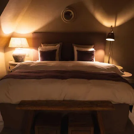 Nights By Morpheus Bed & Breakfast *