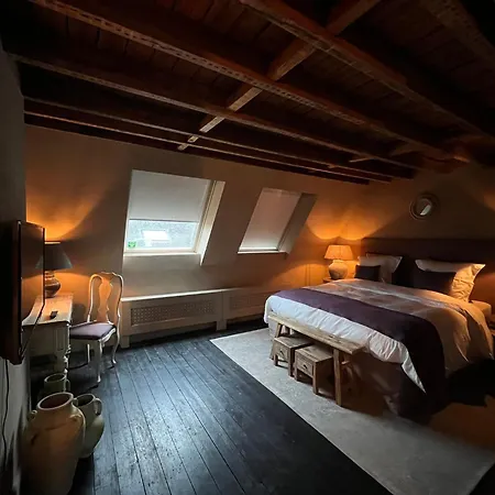 La Gloria No. 10 Bed & Breakfast