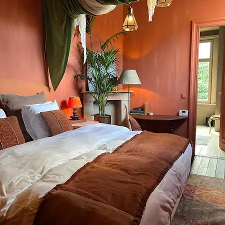 La Gloria No. 10 Bed & Breakfast *